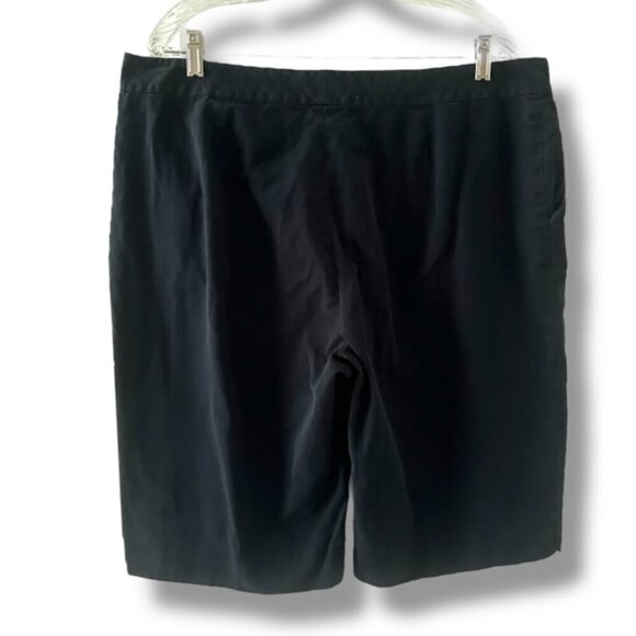 💙 Lauren Ralph Lauren Black Flat Front Bermuda Shorts Womens Plus Size 16 Preppy - Picture 2 of 15